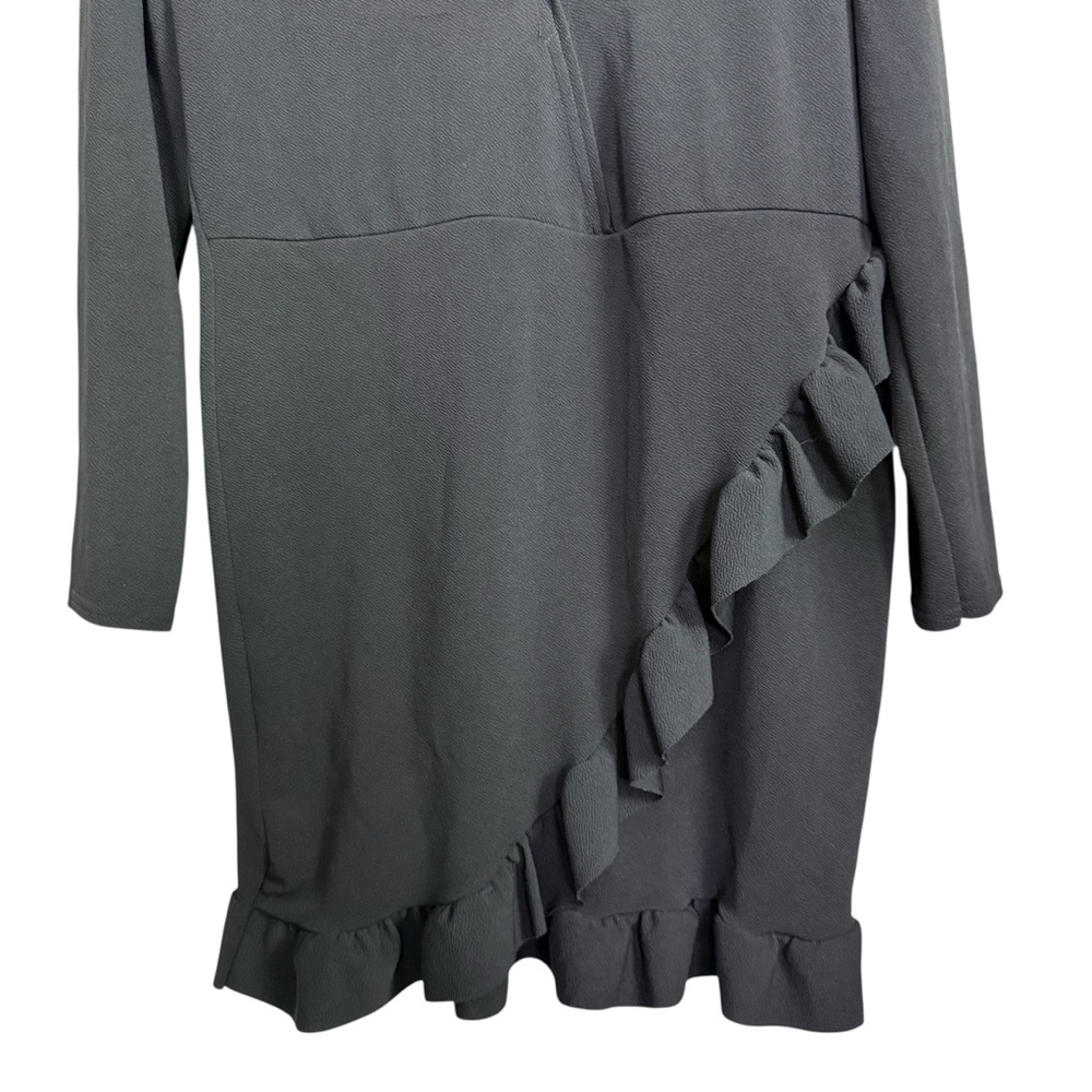 PrettyLittleThing l Black Asymmetrical Ruffled Wrap Dress Size 16 - Picture 4 of 10